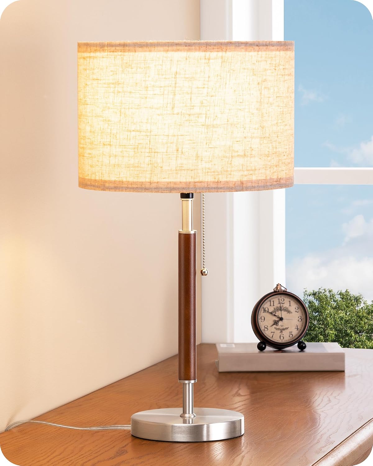Mid-century modern style table lamp.