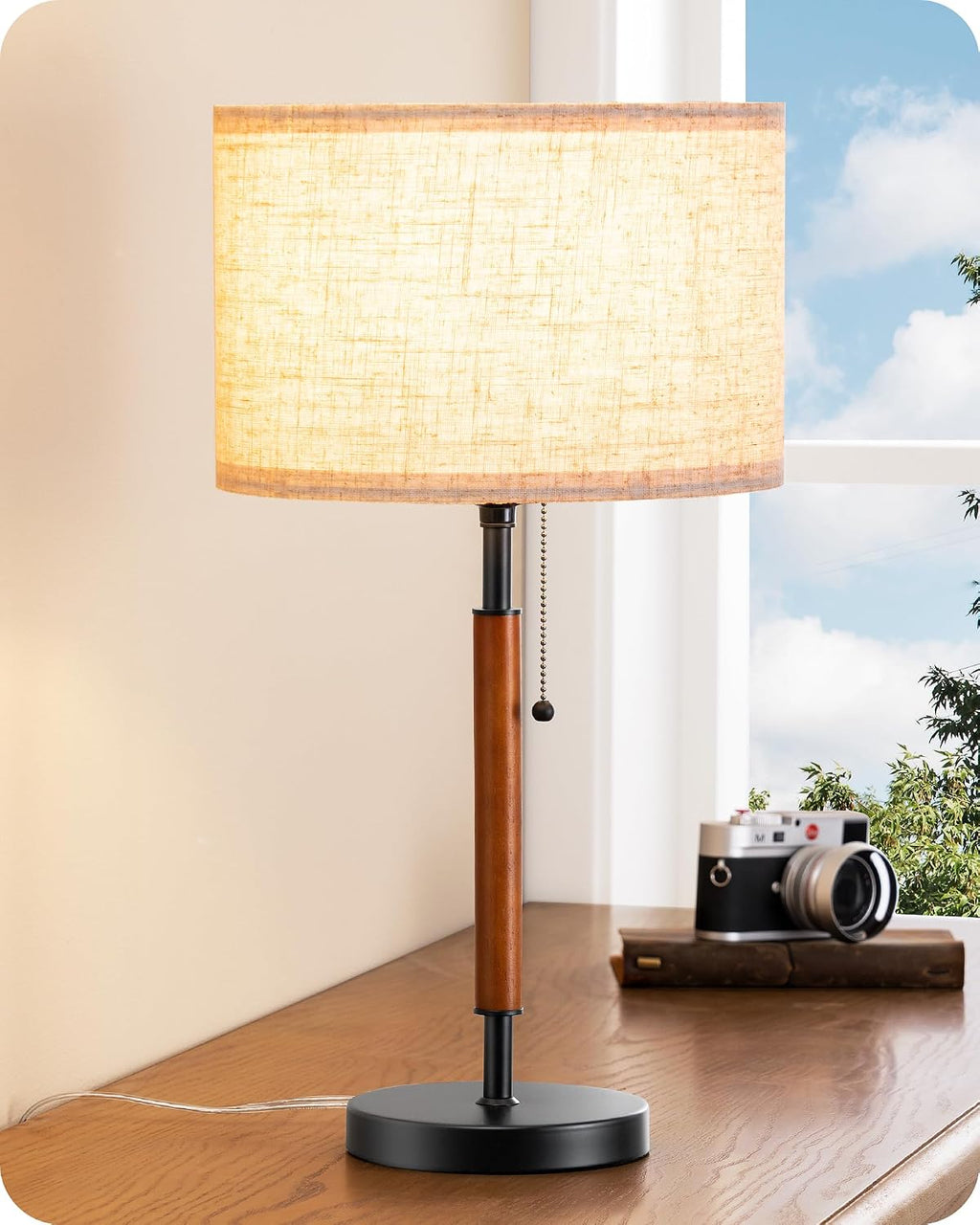 Mid-century modern style table lamp.